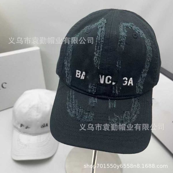 r luxury new worn cap baseball casual and versatile outdoor shopping sunshade hat bent men women, Blue;gray
r luxury new worn cap baseball casual and versatile outdoor shopping sunshade hat bent men women, Blue;gray