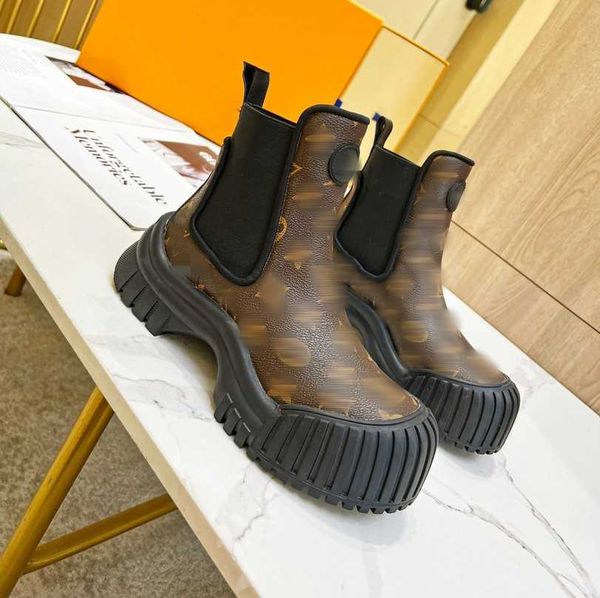 luxury ruby flat ranger ankle boots designer women shoes beaubourg shory boot calfskin chunky booties monograms vintage platform trainer des, Black
luxury ruby flat ranger ankle boots designer women shoes beaubourg shory boot calfskin chunky booties monograms vintage platform trainer des, Black