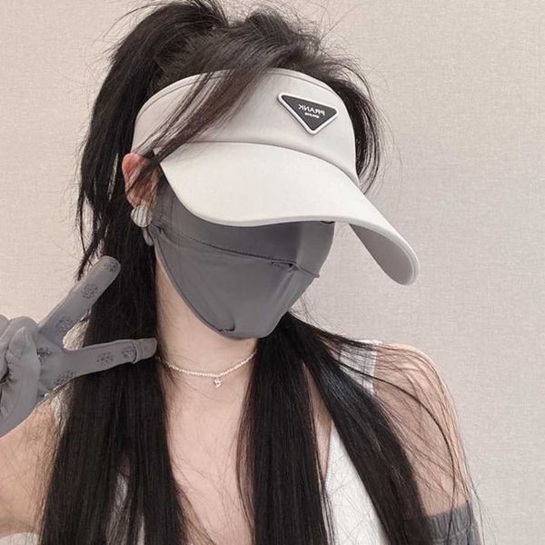 r luxury juvenile sunscreen hat ice silk hollow sports running curved brim sunshade baseball cap for men and women in summer, Blue;gray
r luxury juvenile sunscreen hat ice silk hollow sports running curved brim sunshade baseball cap for men and women in summer, Blue;gray