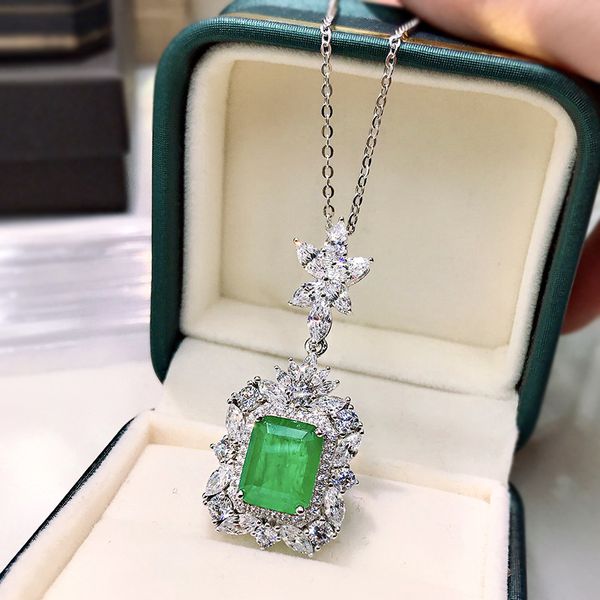 s925 silver fashion european and american emerald necklace women's advanced collar chain vintage style pendant, Black
s925 silver fashion european and american emerald necklace women's advanced collar chain vintage style pendant, Black