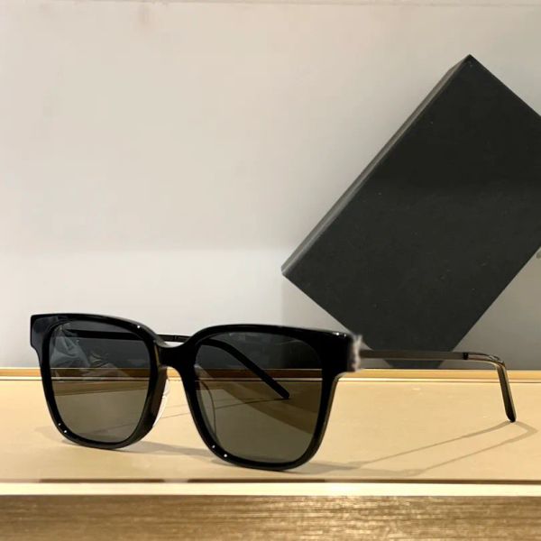 sunglasses for men women summer m480 designers style anti-ultraviolet retro plate full frame glasses random box, White;black
sunglasses for men women summer m480 designers style anti-ultraviolet retro plate full frame glasses random box, White;black