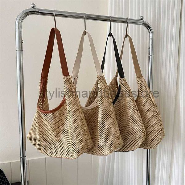2023 new trend handwoven women's handheld simple fashionable personalized spliced westernized one shoulder beach bagstylishhandbagsstor
2023 new trend handwoven women's handheld simple fashionable personalized spliced westernized one shoulder beach bagstylishhandbagsstor