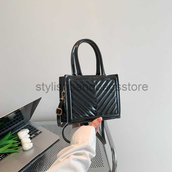 shoulder bags weimei handbag 2023 summer new style bag women's small trend small square bag fashion simple shoulder bagstylishhandbagss
shoulder bags weimei handbag 2023 summer new style bag women's small trend small square bag fashion simple shoulder bagstylishhandbagss