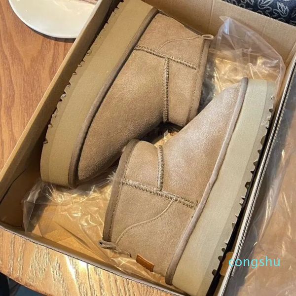 classic mini platform snow winter ankle boots for women thick bottom genuine leather warm fluffy booties with fur size 35-43 uggity2, Black;grey
classic mini platform snow winter ankle boots for women thick bottom genuine leather warm fluffy booties with fur size 35-43 uggity2, Black;grey
