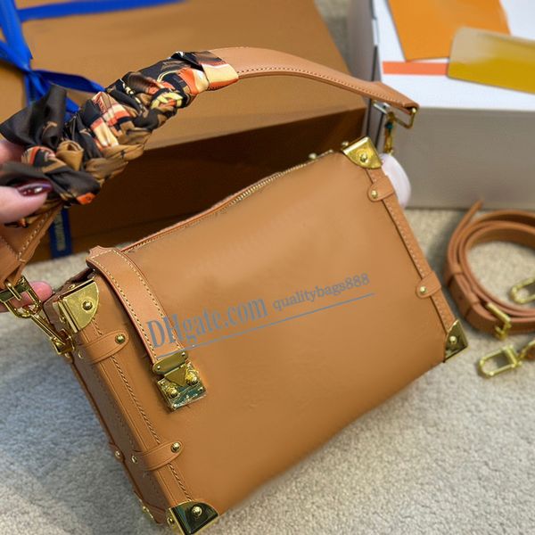 cruise spring side trunk pm bag nicolas ghesquiere petite malle box handbag monograms flap women mini trunks shoulder cross body luxury desi
cruise spring side trunk pm bag nicolas ghesquiere petite malle box handbag monograms flap women mini trunks shoulder cross body luxury desi