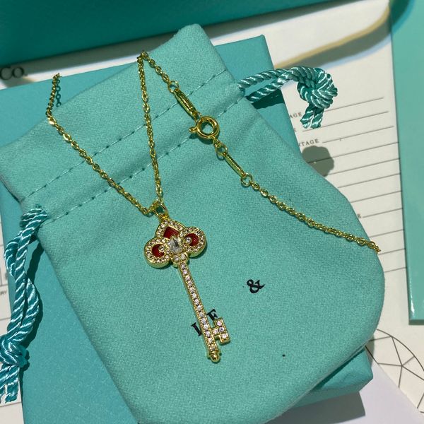luxurys designer necklace jewelry party keychain diamond pendant necklaces for women fancy dress long chain jewellery gift nice, Silver
luxurys designer necklace jewelry party keychain diamond pendant necklaces for women fancy dress long chain jewellery gift nice, Silver