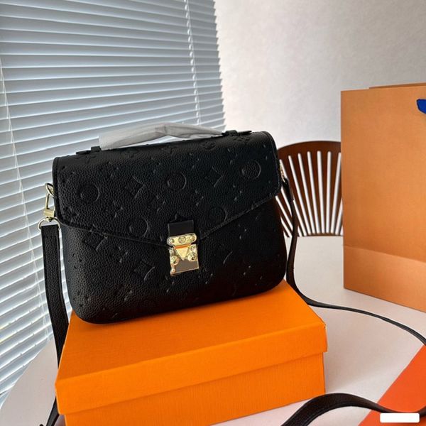 luxury handbag designer bag wallet fashionable handbag leather crossbody bag womens bag large capacity composite shopping bag vintage brown
luxury handbag designer bag wallet fashionable handbag leather crossbody bag womens bag large capacity composite shopping bag vintage brown