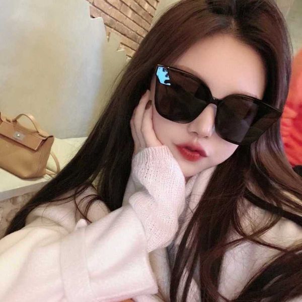 2023 luxury designer sunglasses 23 spring/summer new for women 3865 plate box show small face and temperament ins advanced sense sunglasses, White;black
2023 luxury designer sunglasses 23 spring/summer new for women 3865 plate box show small face and temperament ins advanced sense sunglasses, White;black