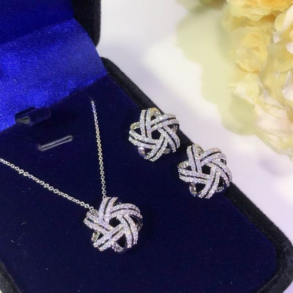 2023 lovely cute pendant necklaces long silver thin stainless steel chain crystal stars design women necklace earrings suit with dust bag an, Black
2023 lovely cute pendant necklaces long silver thin stainless steel chain crystal stars design women necklace earrings suit with dust bag an, Black