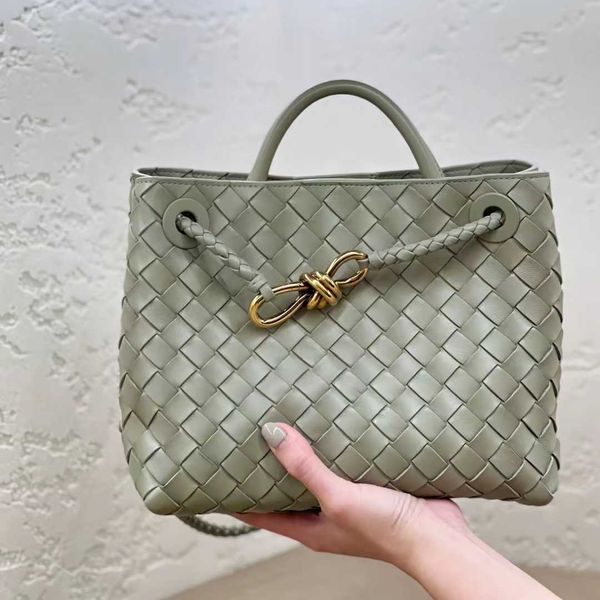 abottegas tote bag vneta jodie mini teen intrecciato designer handbag woven one shoulder crossbody vegetable basket water bucket bag women&#
abottegas tote bag vneta jodie mini teen intrecciato designer handbag woven one shoulder crossbody vegetable basket water bucket bag women&#