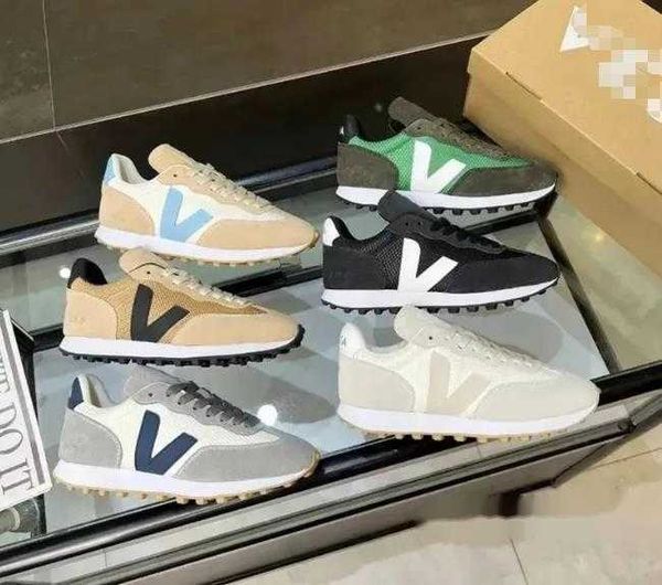 designer men 's classic white causal shoes fashion couples style original designer womens sneakers shoes, Black
designer men 's classic white causal shoes fashion couples style original designer womens sneakers shoes, Black