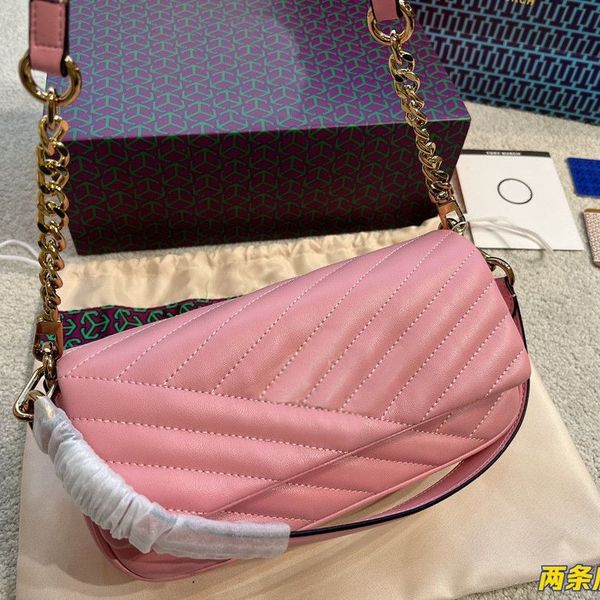 2023 newleatherwear shoulder bags fashion style designed by rs handbags cross body purse totes shape removable shoulder strap unique pattern
2023 newleatherwear shoulder bags fashion style designed by rs handbags cross body purse totes shape removable shoulder strap unique pattern