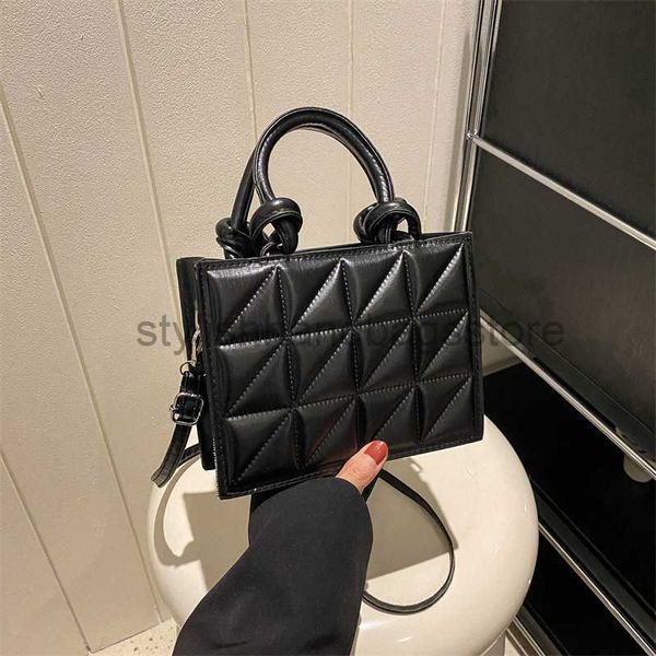 shoulder bags trendy crossbody bag minimalist western style bag women's 2023 summer new fashion small square bag casual shoulder bagsty
shoulder bags trendy crossbody bag minimalist western style bag women's 2023 summer new fashion small square bag casual shoulder bagsty