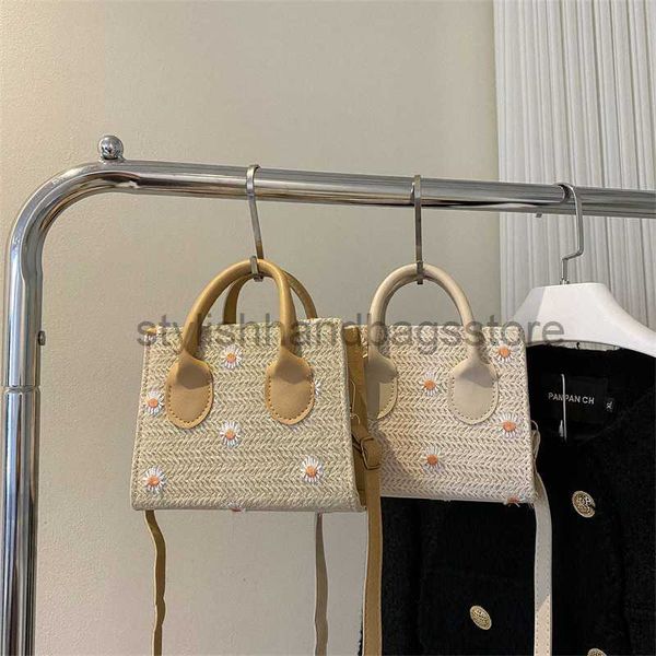 beach lace trendy woven women's 2023 summer new fashion shoulder simple handheld crossbody fresh small square bagstylishhandbagsstorest
beach lace trendy woven women's 2023 summer new fashion shoulder simple handheld crossbody fresh small square bagstylishhandbagsstorest