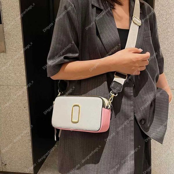 simple 2023 black crossbody bag little horse brother headband layer double zipper versatile small litchi orange designer bags, Red;black
simple 2023 black crossbody bag little horse brother headband layer double zipper versatile small litchi orange designer bags, Red;black