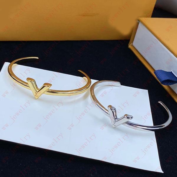 cuff fashion simple and clean round half open letter bracelet, designer elegant temperament high-grade hand ornaments, box, White
cuff fashion simple and clean round half open letter bracelet, designer elegant temperament high-grade hand ornaments, box, White