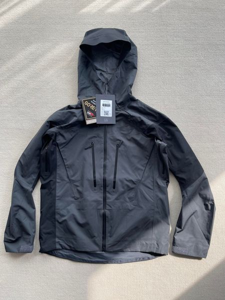 men's jackets fashion arc 1 three layer outdoor waterproof jacket for men women goretexpro beta male casual lightweight hiking coats 23, Black;brown
men's jackets fashion arc 1 three layer outdoor waterproof jacket for men women goretexpro beta male casual lightweight hiking coats 23, Black;brown