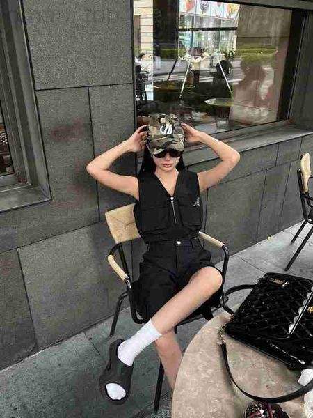 women's two piece pants designer p family 23 summer new trendy fashion work vest+shorts+half skirt set can be taken alone mavt, White
women's two piece pants designer p family 23 summer new trendy fashion work vest+shorts+half skirt set can be taken alone mavt, White