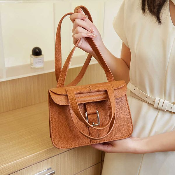 halzan bags h ermess designer totes handbag genuine leather 5a quality quality leather shoulder saddle handheld
halzan bags h ermess designer totes handbag genuine leather 5a quality quality leather shoulder saddle handheld