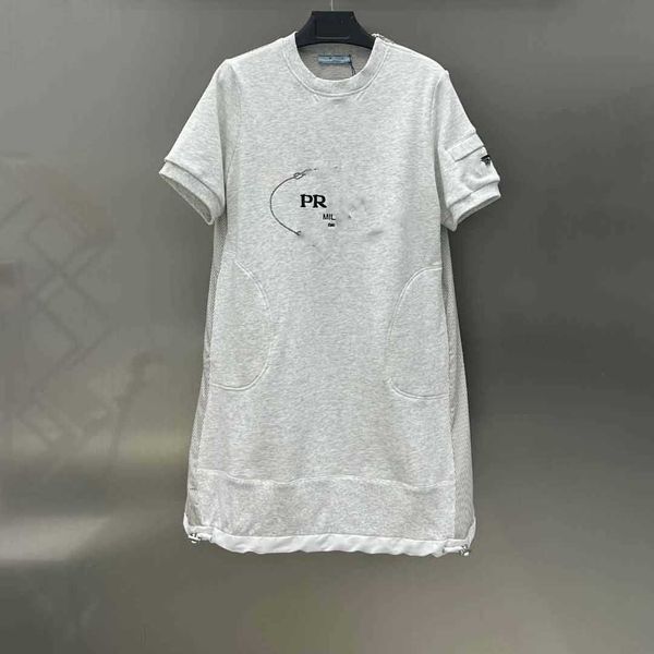 early autumn new commuter style simple fashion embroidery letter stripe contrast short sleeve panel dress, Black;gray
early autumn new commuter style simple fashion embroidery letter stripe contrast short sleeve panel dress, Black;gray
