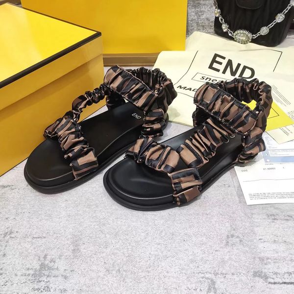 famous brown satin beach sandale vintage designers shoe lady slippers leather slides black loafer flat base slipper luxurys summer indoor sa
famous brown satin beach sandale vintage designers shoe lady slippers leather slides black loafer flat base slipper luxurys summer indoor sa