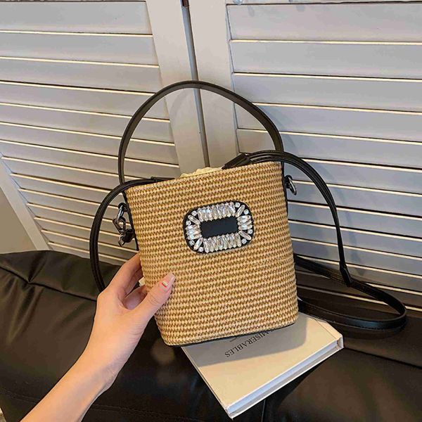 2023 new senmeng grass woven bag women's bag summer large capacity bag single shoulder oblique straddle bag feel portable bucket bag
2023 new senmeng grass woven bag women's bag summer large capacity bag single shoulder oblique straddle bag feel portable bucket bag