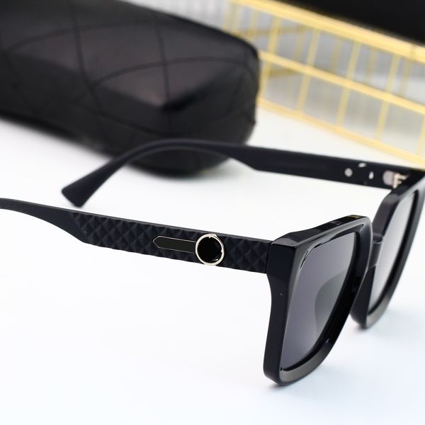 luxury designer brand sunglasses designer sunglass 2202 eyeglass women men glasses womens sun glass uv400 lens with box, White;black
luxury designer brand sunglasses designer sunglass 2202 eyeglass women men glasses womens sun glass uv400 lens with box, White;black