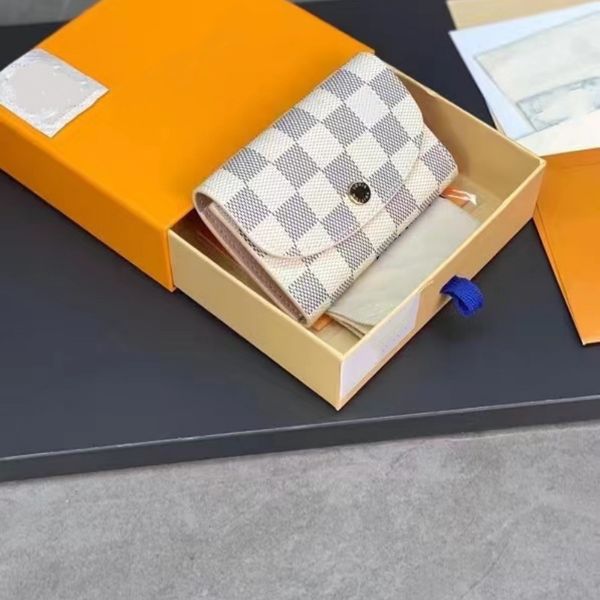 fashion designer women's short wallet 2023 new old flower leather women's wallet discount original box clip women's chess cas
fashion designer women's short wallet 2023 new old flower leather women's wallet discount original box clip women's chess cas