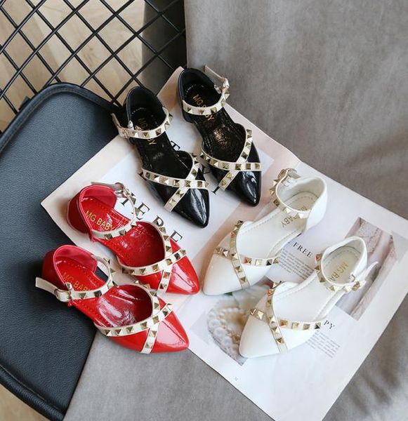 leather children039s shoes sandals 2020 summer new fashion wedding party princess shoes girls sandals rivets kids roman sandals2234119, Black;red
leather children039s shoes sandals 2020 summer new fashion wedding party princess shoes girls sandals rivets kids roman sandals2234119, Black;red