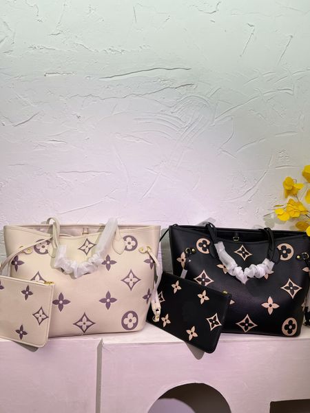 designer bag tote bag new lo vu bag casual handbag crossbody bag new women's bag two-color inner large capacity two-set
designer bag tote bag new lo vu bag casual handbag crossbody bag new women's bag two-color inner large capacity two-set