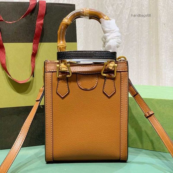 designer bag womens mini portable tote bag 739079 solid backpack color leather mobile phone bag fashion shoulder bag temperament crossbody b
designer bag womens mini portable tote bag 739079 solid backpack color leather mobile phone bag fashion shoulder bag temperament crossbody b