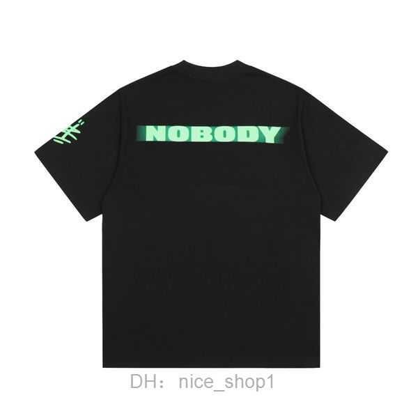 v lone vlone1s t-shirt designer large reflective v friends men's and women's casual smoke angel loose luxury short sleeve yf ws93, White;black
v lone vlone1s t-shirt designer large reflective v friends men's and women's casual smoke angel loose luxury short sleeve yf ws93, White;black