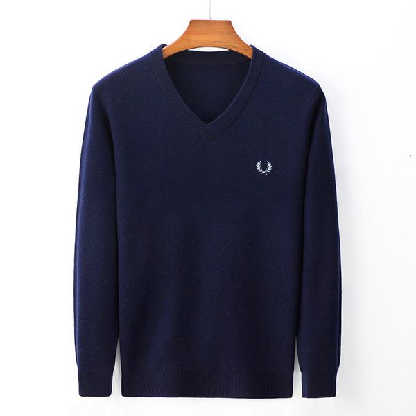 men's sweaters autumn winter vneck men ear of wheat laurel sweater fashion loose casual comfort thread knitwear 230802, White;black
men's sweaters autumn winter vneck men ear of wheat laurel sweater fashion loose casual comfort thread knitwear 230802, White;black