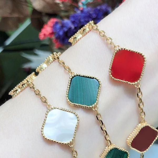 van clover bracelet luxury designer jewelry four leaf bracelets 18k gold silver plate agate diamond fashion wedding gift party van bangle lo, Golden;silver
van clover bracelet luxury designer jewelry four leaf bracelets 18k gold silver plate agate diamond fashion wedding gift party van bangle lo, Golden;silver