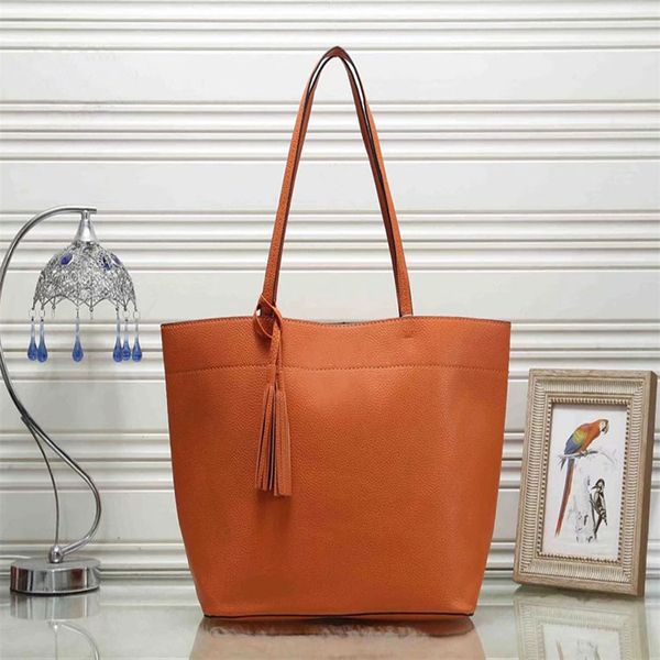 2023 large capacity women's bag shoulder handbag new women messenger bag with tassel famous designer leather handbags
2023 large capacity women's bag shoulder handbag new women messenger bag with tassel famous designer leather handbags