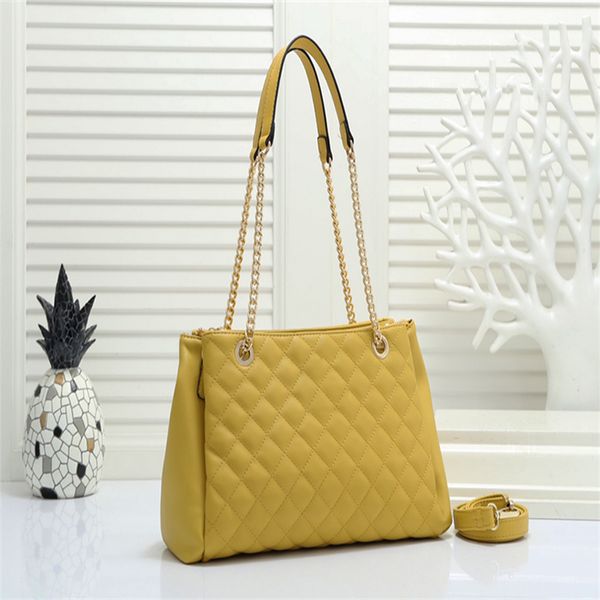 chain messenger bag women retro all-match buckle texture pu shoulder bag fashion travel shopping underarm square tote bag
chain messenger bag women retro all-match buckle texture pu shoulder bag fashion travel shopping underarm square tote bag