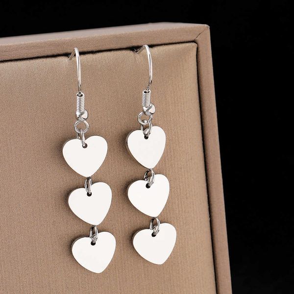 charm stainless steel earrings elegant romance sweet heart pendant fashion dangle earrings for women jewelry weddings gift r230804, Golden
charm stainless steel earrings elegant romance sweet heart pendant fashion dangle earrings for women jewelry weddings gift r230804, Golden