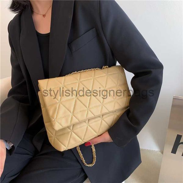 2023 autumn new bag simple and fashionable small fragrance windmill sewing large capacity tote bagstylishdesign
2023 autumn new bag simple and fashionable small fragrance windmill sewing large capacity tote bagstylishdesign