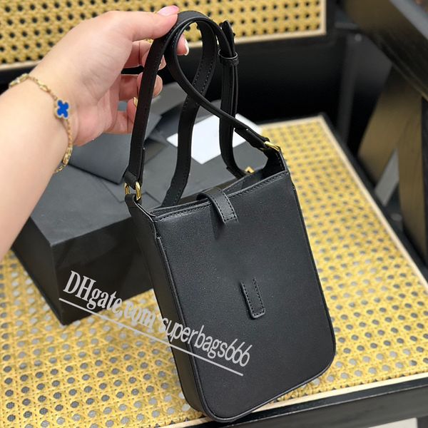 le 5 a 7 mini vertical leather le5a7 phone holder crossbody shoulder bags women fashion purses
le 5 a 7 mini vertical leather le5a7 phone holder crossbody shoulder bags women fashion purses