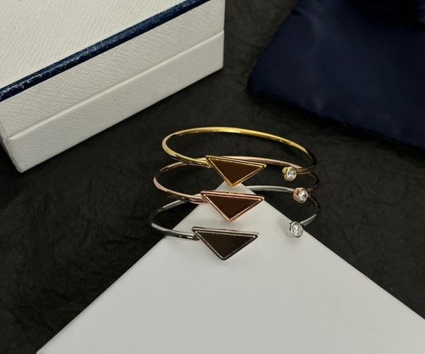 2023 latest women's bracelet adjustable bracelet with diamond decoration beautiful beautiful and rich box, Black
2023 latest women's bracelet adjustable bracelet with diamond decoration beautiful beautiful and rich box, Black