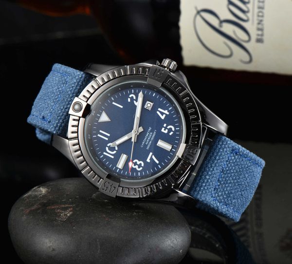 watches quartz watch centennial brand fashion quartz three needle belt men's casual watch, Silver
watches quartz watch centennial brand fashion quartz three needle belt men's casual watch, Silver