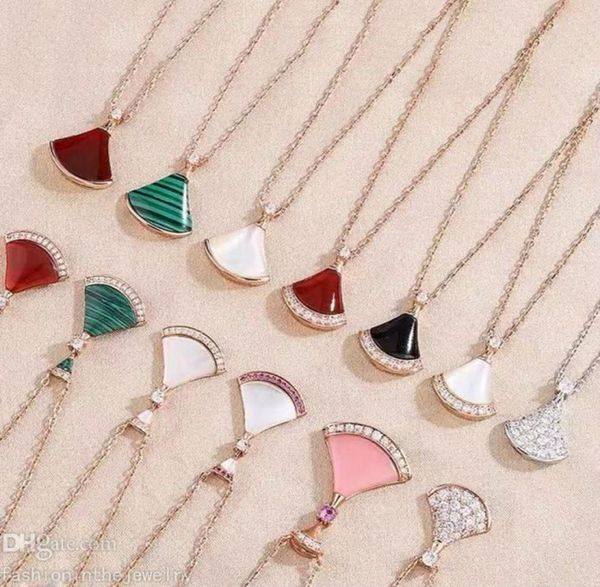 fanshaped pendant necklace designer jewelry luxury skirt necklaces for women girlfriend rose gold black white green red pink diam6269870, Silver
fanshaped pendant necklace designer jewelry luxury skirt necklaces for women girlfriend rose gold black white green red pink diam6269870, Silver