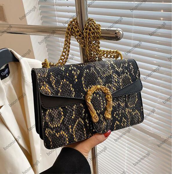 designer bag chain bag retro underarm bag women's leather snake pattern shoulder bag versatile crossbody bag
designer bag chain bag retro underarm bag women's leather snake pattern shoulder bag versatile crossbody bag