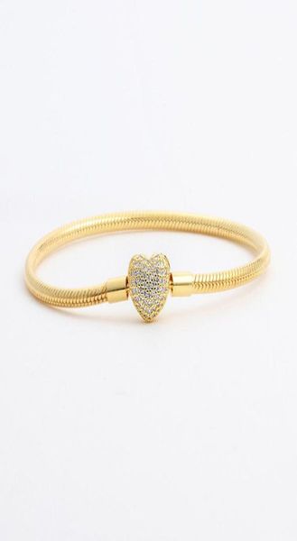 18k yellow gold plated cz diamond heart bracelets original box set for 925 silver chain bracelet for women wedding jewelry5251105, Golden;silver
18k yellow gold plated cz diamond heart bracelets original box set for 925 silver chain bracelet for women wedding jewelry5251105, Golden;silver