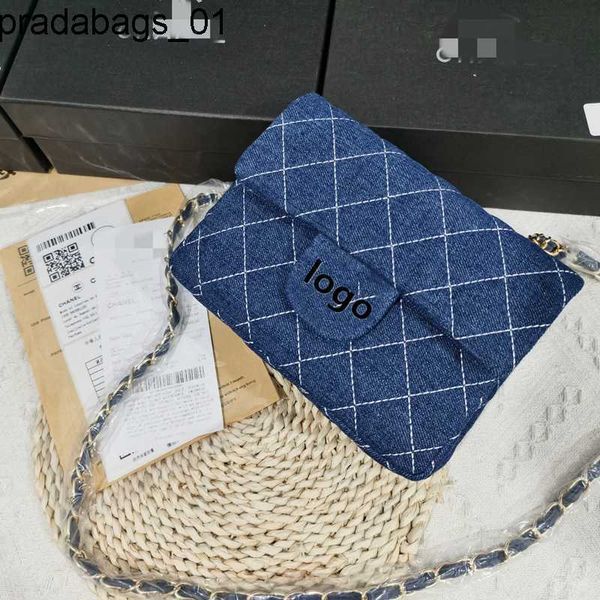 fashion handbag denim bag women's shoulder messenger bag square fat chain bag lingge cosmetic bag
fashion handbag denim bag women's shoulder messenger bag square fat chain bag lingge cosmetic bag