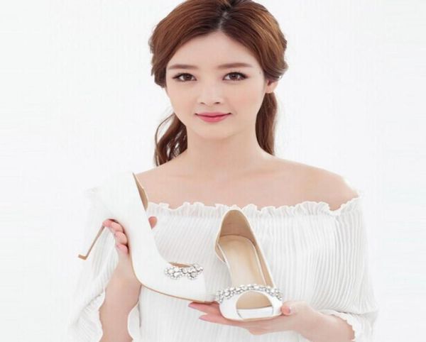new luxury handmade ivory rhinestone wedding shoes high heels bridal shoes peep toe girl party dress shoes3677342, Black
new luxury handmade ivory rhinestone wedding shoes high heels bridal shoes peep toe girl party dress shoes3677342, Black