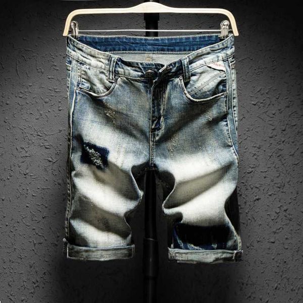 designer jeans spring and summer new torn beggar quarter jeans men's scraped stretch pants slim fitting shorts, Blue
designer jeans spring and summer new torn beggar quarter jeans men's scraped stretch pants slim fitting shorts, Blue
