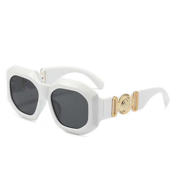 new irregular large frame fashion sun screen red personality sunglasses, White;black
new irregular large frame fashion sun screen red personality sunglasses, White;black