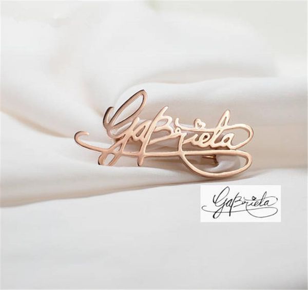 customize brooch company logo design gold silver handwriting signature any name any font brooches pins label pin party jewelry gif1627886, Gray
customize brooch company logo design gold silver handwriting signature any name any font brooches pins label pin party jewelry gif1627886, Gray