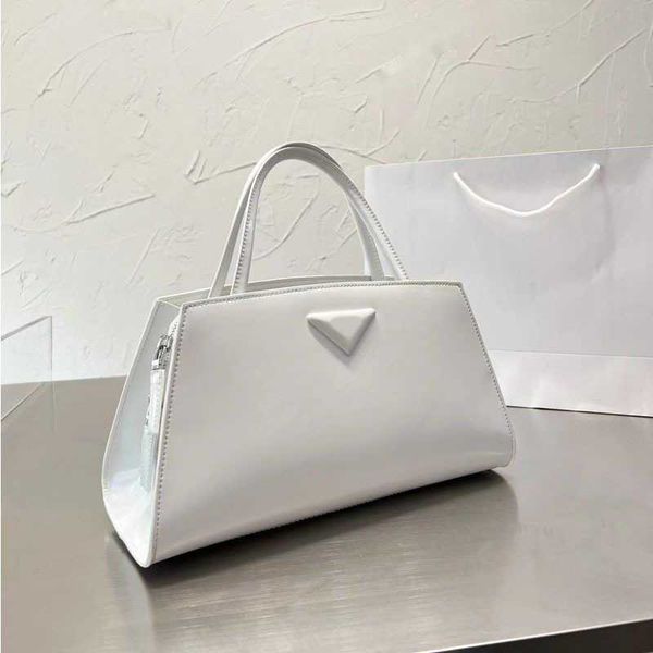 totes pbag vintage leather tote bag triangle womens designer bag crossbody bags woman large capacity shopper shoulder design handbag purse 2
totes pbag vintage leather tote bag triangle womens designer bag crossbody bags woman large capacity shopper shoulder design handbag purse 2